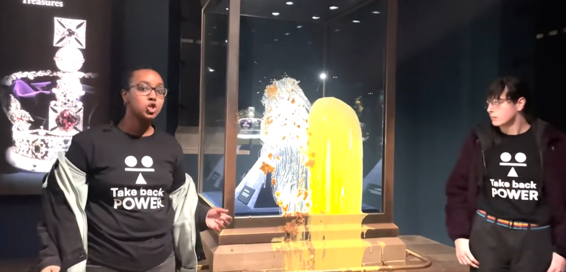 Arestări la Londra după vandalizarea vitrinei ce conține Coroana regală – VIDEO