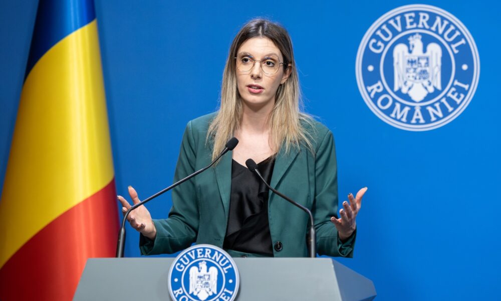 La o zi după ce PSD a cerut demiterea sa, AUR depune moțiune împotriva Dianei Buzoianu