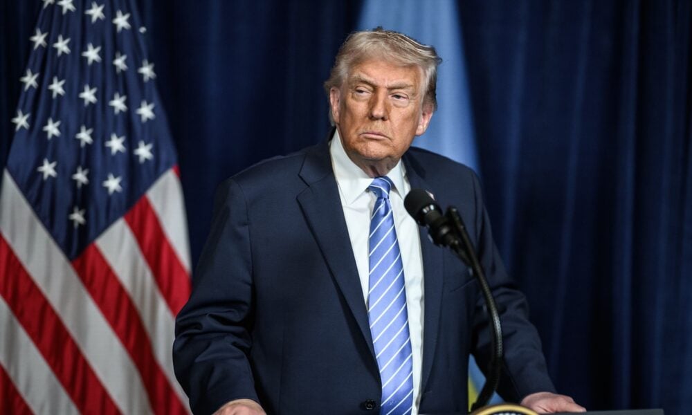 Trump închide „subiectul Epstein”: „A fost o conspirație împotriva mea”