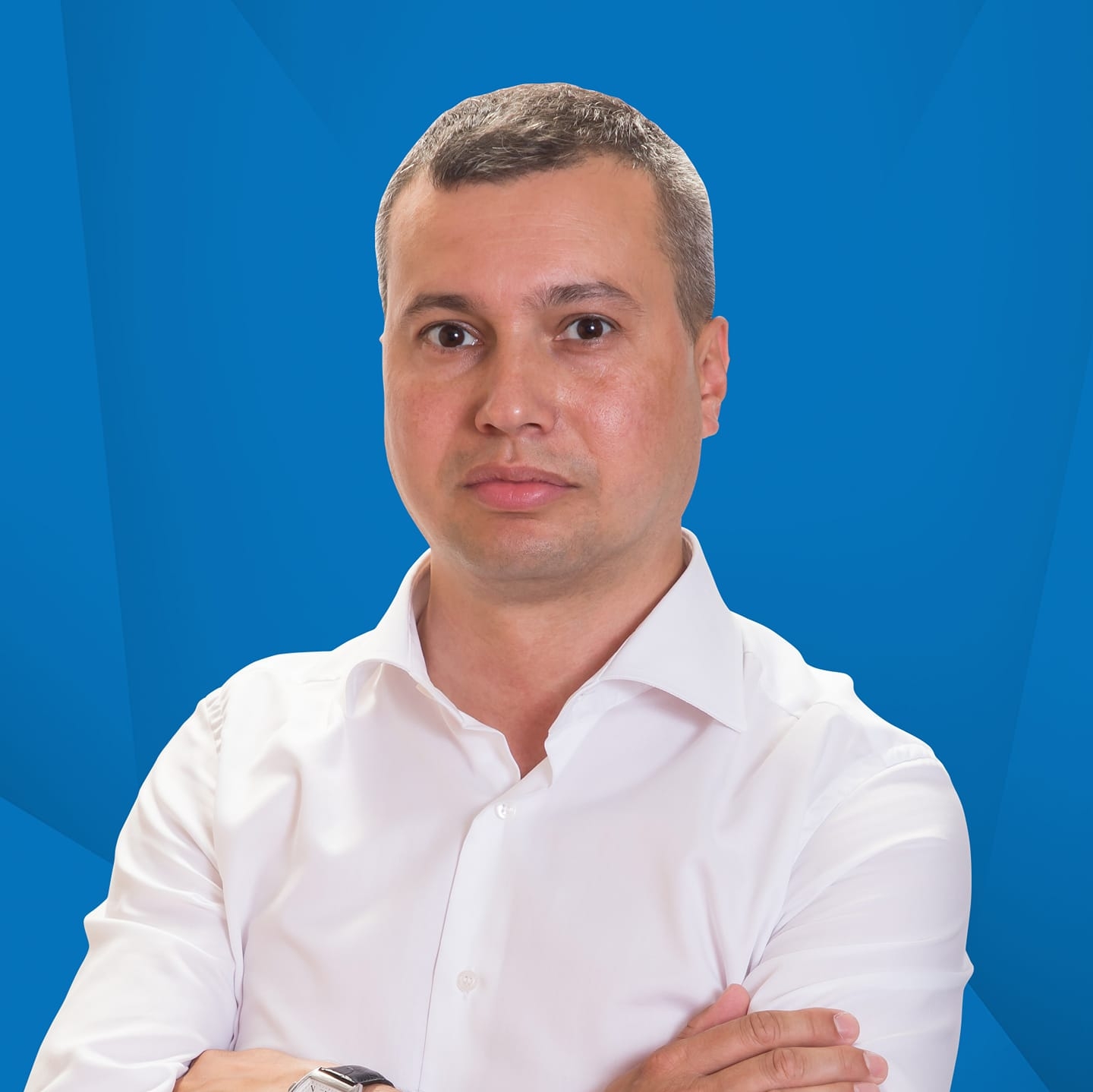 Baronii de la Apele Române Prahova. Omul lui Iulian Dumitrescu și un fost deputat PNL controversat
