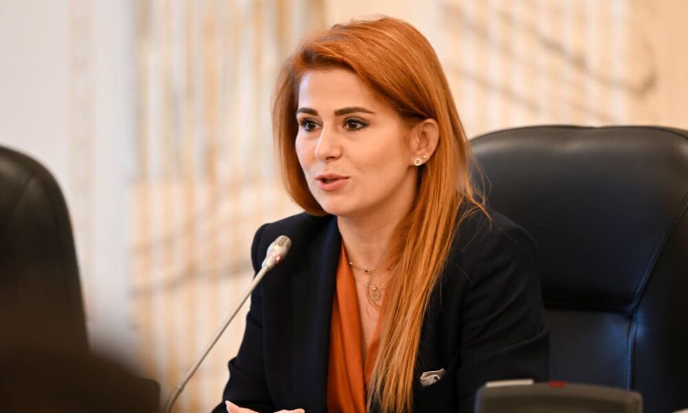 S-a terminat austeritatea la Camera Deputaților. Șefii alocă de 15 ori mai mulți bani pentru cursuri în 2026 față de 2025