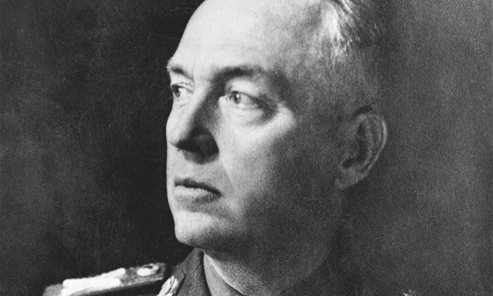SONDAJ Ion Antonescu, văzut ca patriot de 66% dintre români