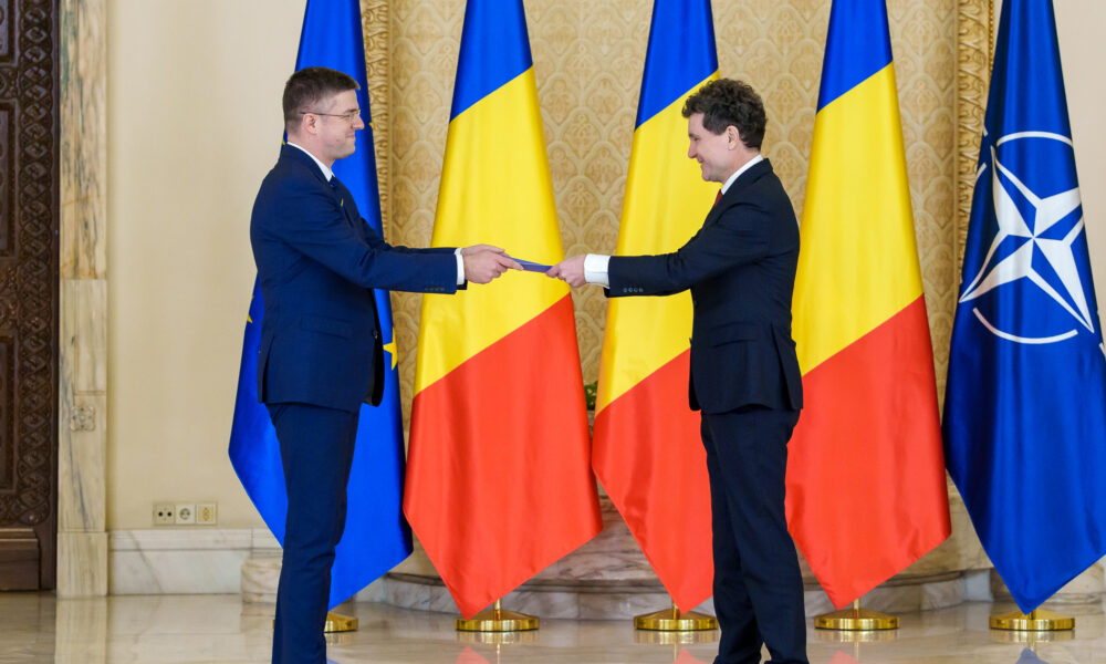 Darău și Ambrozie, la libertăți și la Economie