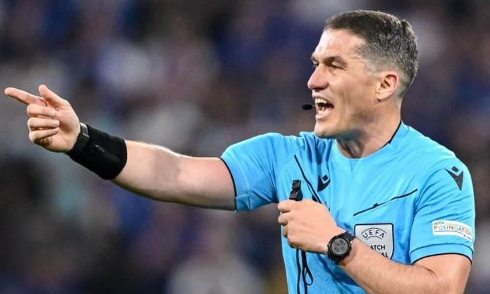 Istvan Kovacs îl arbitrează pe Chivu