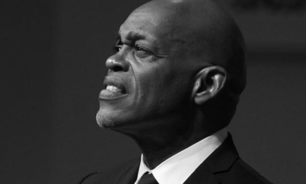 Cântăreț nominalizat la Grammy găsit mort