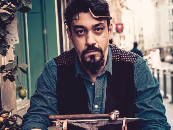 Povestea unei vindecări făcute cu ciocanul: meșterul Manole Nistor INTERVIU