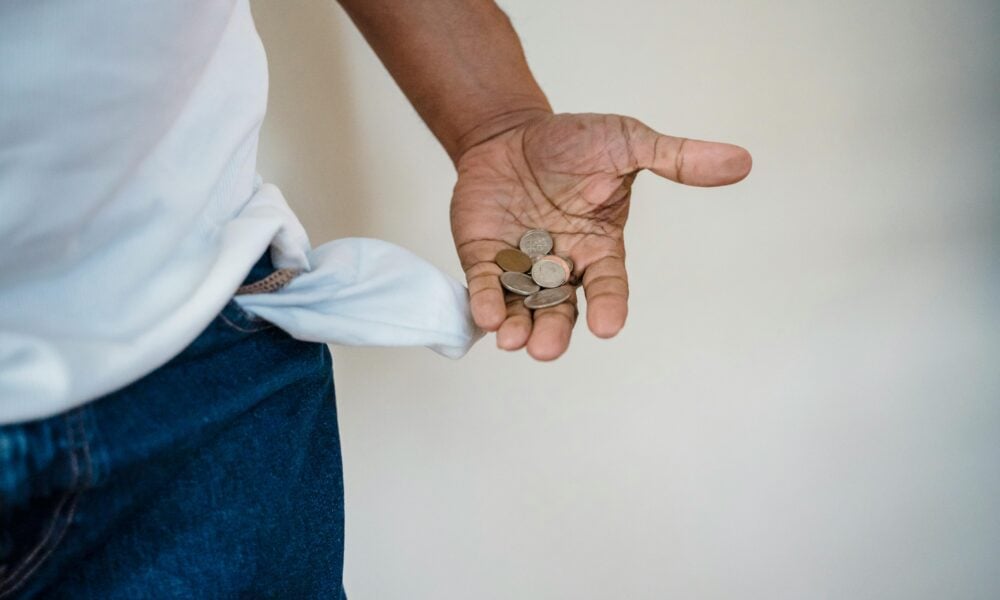 Medalie de bronz la sărăcie. România, pe podiumul european