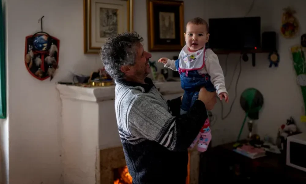 Povestea Larei, primul bebeluș născut după 30 de ani într-un sat din Italia