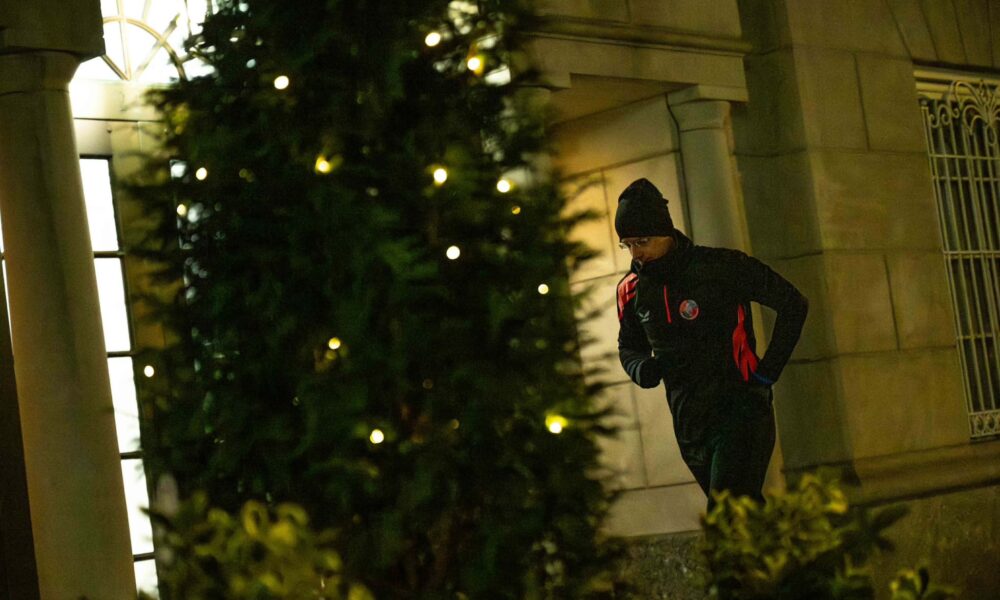 Peter Szijjarto, jogging la New York în echipamentul Csikszereda