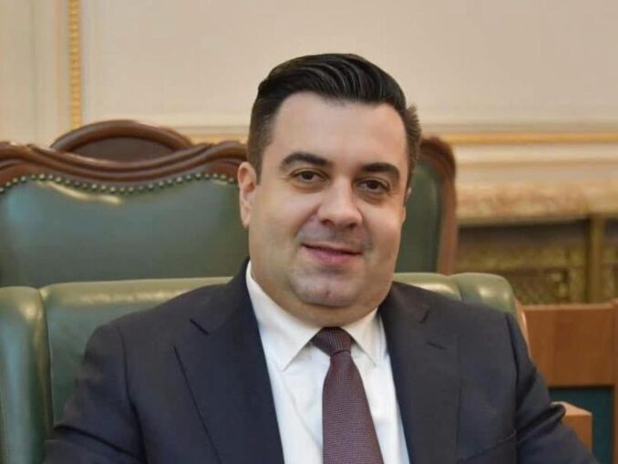 Fost ministru al Transporturilor, anchetat de DNA pentru mită