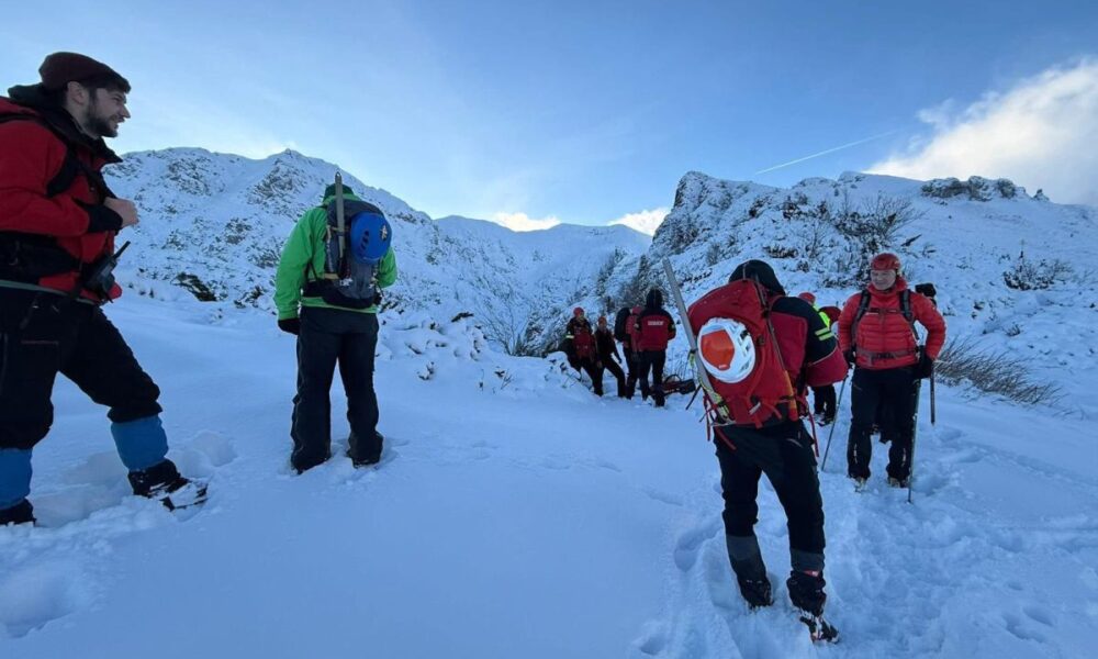 Căutările pentru tânărul britanic dispărut în Bucegi continuă