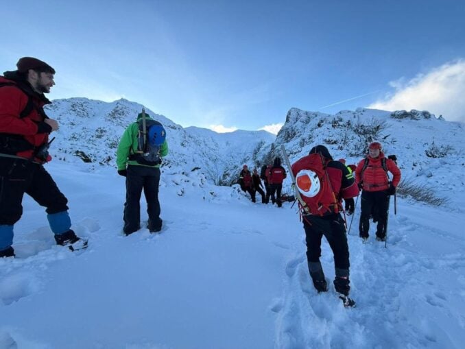 Căutările pentru tânărul britanic dispărut în Bucegi continuă