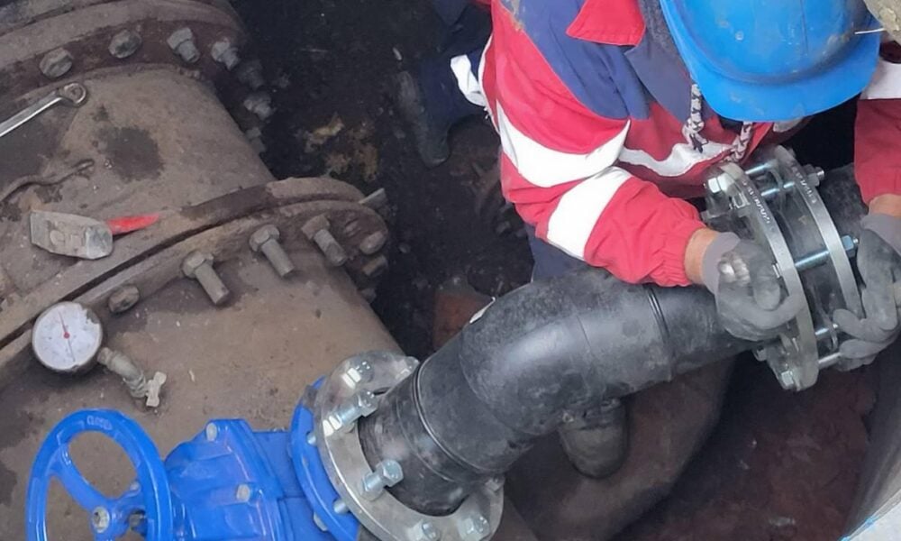 Rafinăria Petrobrazi a fost conectată de către Apa Nova Ploiești la sistemul propriu de alimentare cu apă