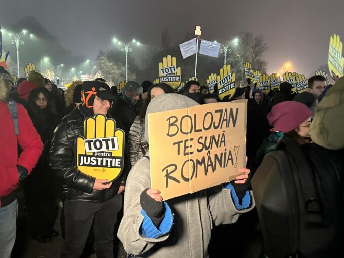 „Bolojan, te sună România!” – A șasea zi în stradă pentru Justiție