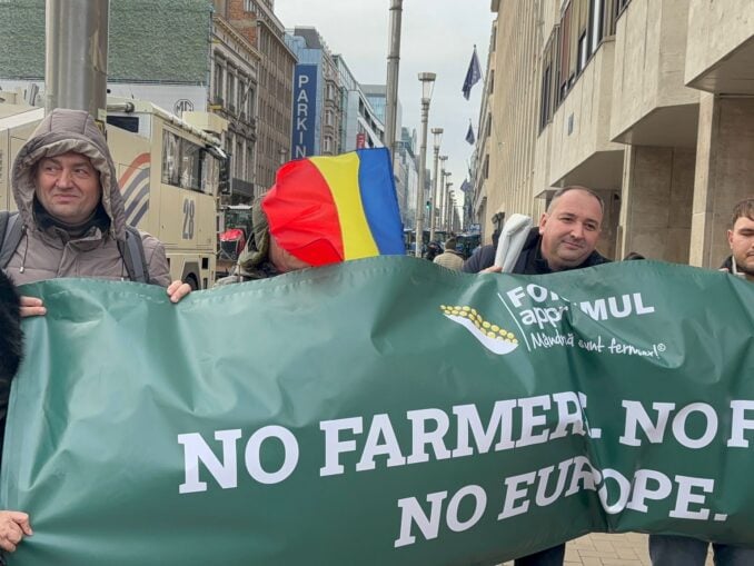 „Răscoala de la Bruxelles”. Fermieri români, printre manifestanți. Angajați ai PE, blocați