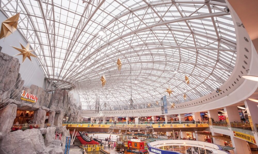 Programul mall-urilor de Revelion