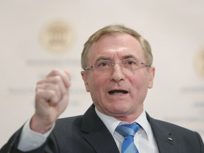 Un fost procuror general dezvăluie cauzele “declinului” justiției din România