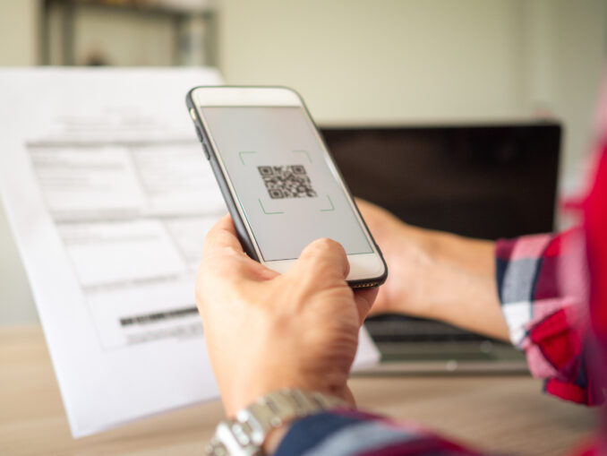 Guvernul s-a răzgândit cu bonurile fiscale. Codul QR, iertat pentru moment