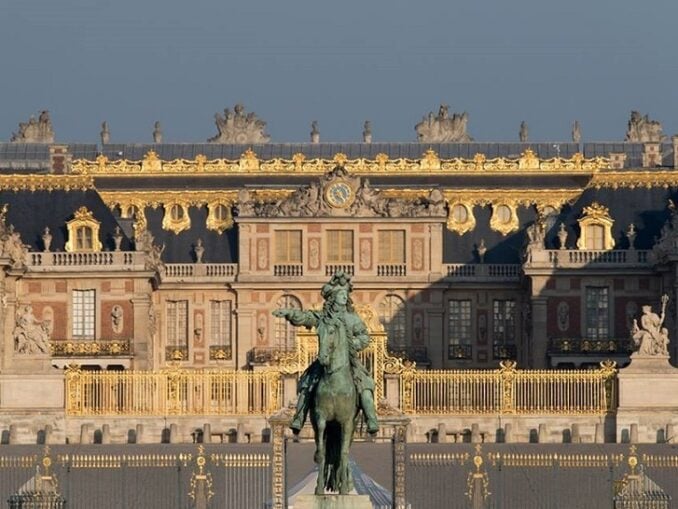 Palatul Versailles mărește prețul biletelor pentru unii turiști