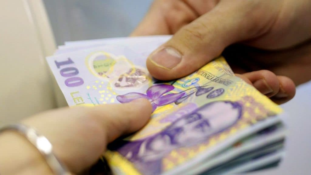 De ce refuză patronii să mărească salariul minim de la 1 ianuarie 2026?