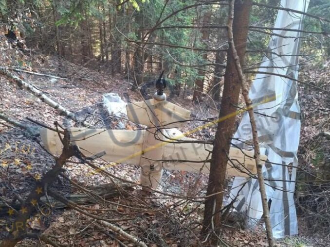 Date noi despre drona cu parașută atașată descoperită în Argeș