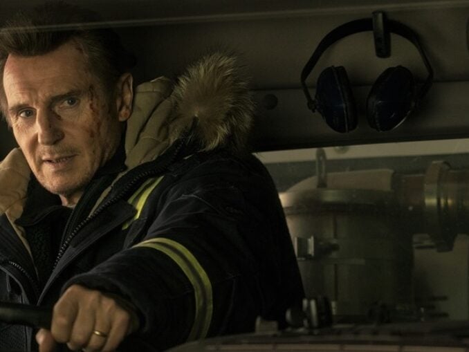 Liam Neeson neagă acuzațiile antivaccinare