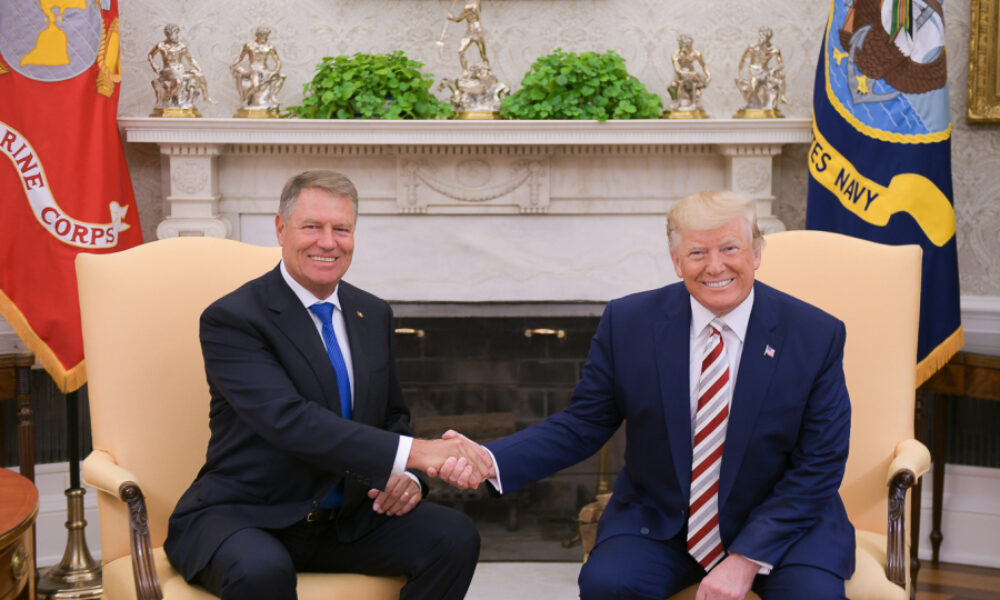 Merkel a apelat la Iohannis pentru a-l înțelege pe Trump