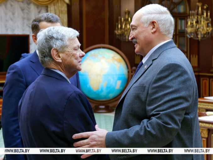 Troc SUA-Belarus. Minskul eliberează 123 de deţinuţi politic, printre care laureatul premiului Nobel pentru Pace