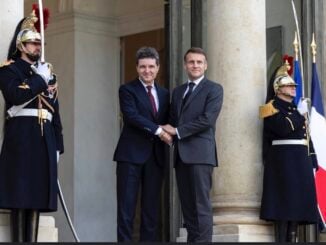 România ia în calcul să intre sub umbrela nucleară a lui Macron SURSE