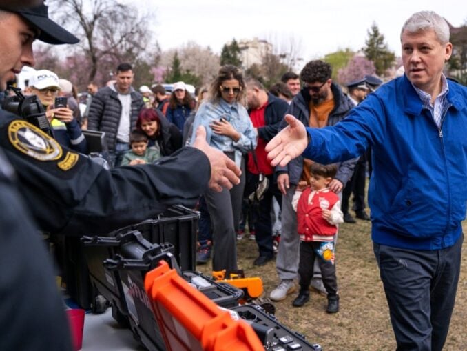 Sindicat: Predoiu dă afară din locuințe familiile polițiștilor decedați