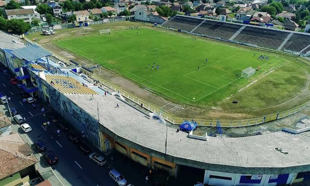 Austeritatea n-a ajuns încă la Satu Mare. Primăria cheltuie 580 de milioane lei ca să refacă stadionul