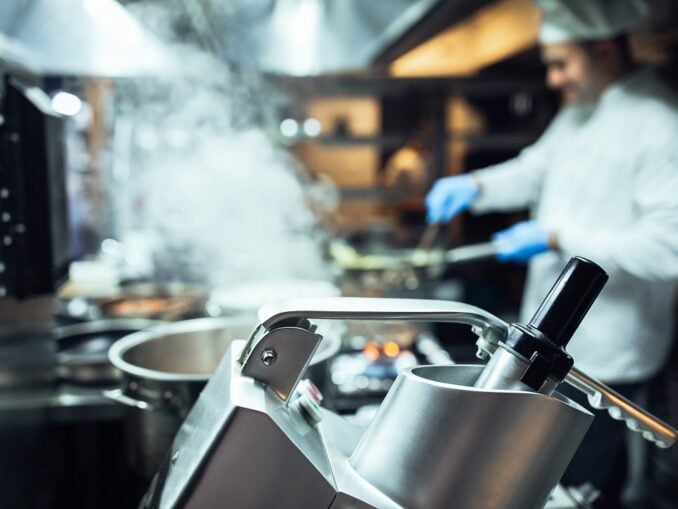 Aparate și ustensile indispensabile în industria HoReCa