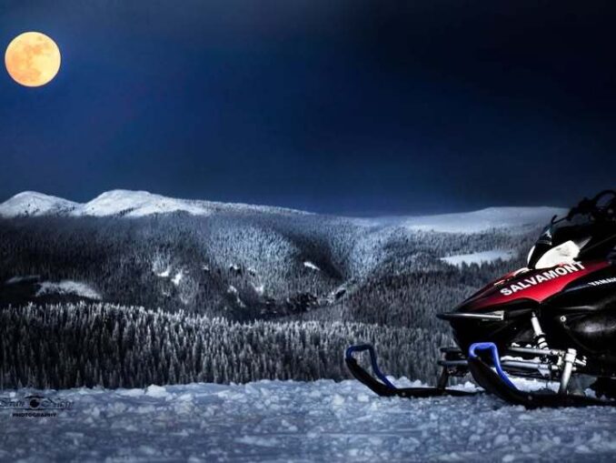 Salvamontiştii caută trei copii rătăciți lângă pârtia de schi de la Voineasa