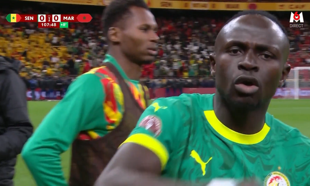 VIDEO Scandal în finala Cupei Africii. Senegal se impune după un meci cu cântec