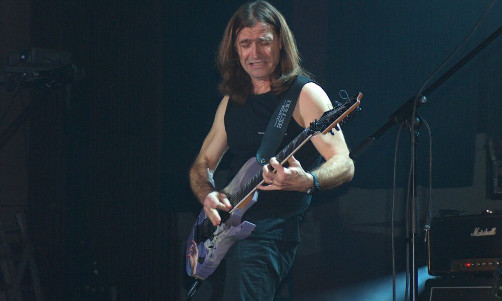 Chitaristul Nuțu Olteanu: „Rockul era o modă și o formă de rebeliune împotriva sistemului” INTERVIU