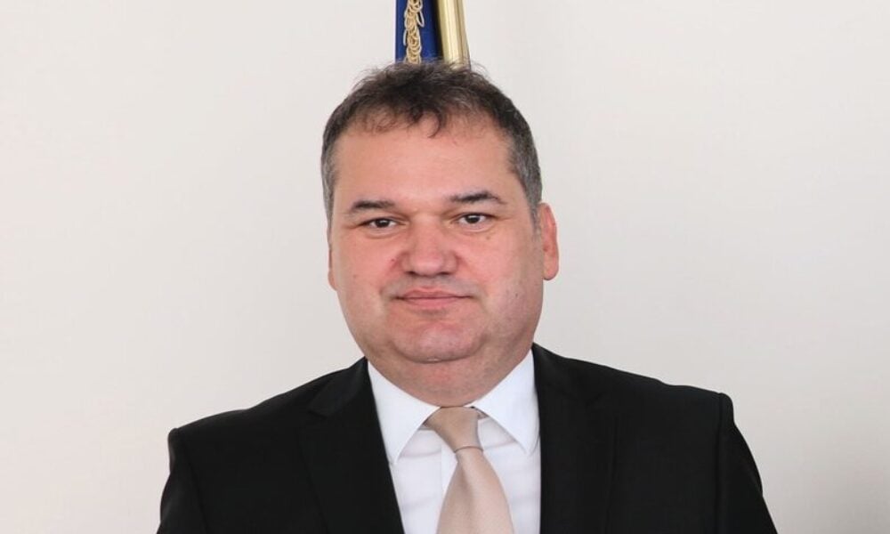 UPDATE Parlamentarii au salvat mandatele consilierilor locali și județeni