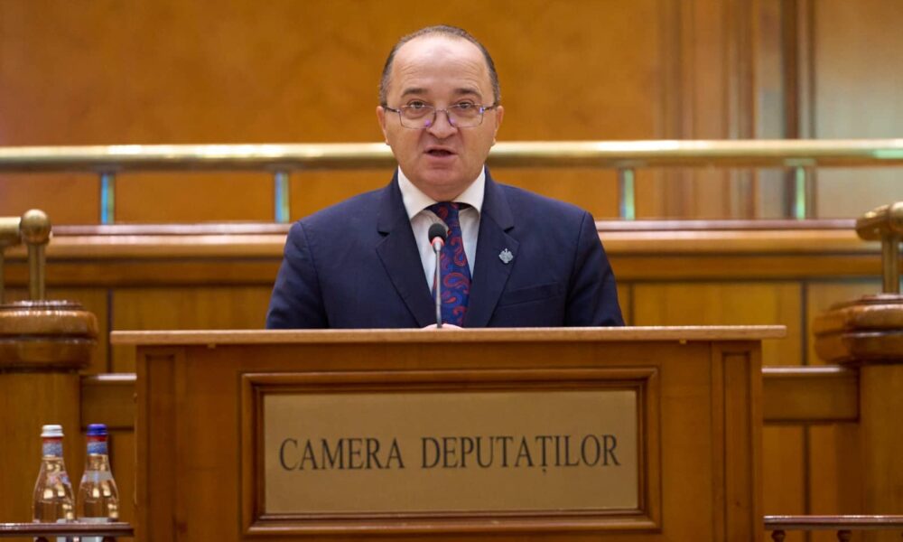 „Am fost obligat să mă dezbrac complet”. Lider AUR, „dușman al poporului ucrainean”