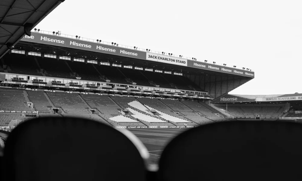 Un suporter a murit în tribune înaintea unui meci din Premier League