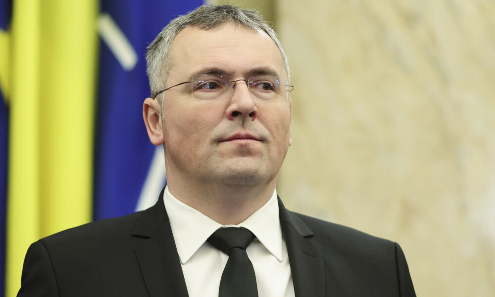 Procuror CSM: „Îi luăm în brațe pe infractori”