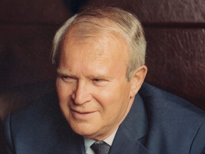 Magnatul Octav Botnar: Un filantrop genial sau un produs perfect al războiului rece?