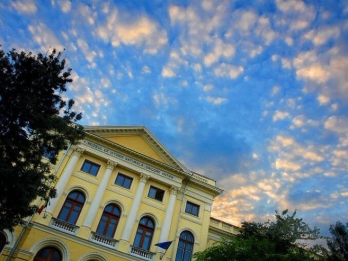 Ziua Internaţională a Scrisului de Mână. Primul regulament al muzeului, scris chiar de Antipa  