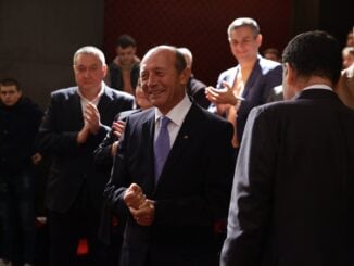 Băsescu, despre umbrela nucleară propusă de Macron: Vrea să decupleze securitatea UE de la Trump