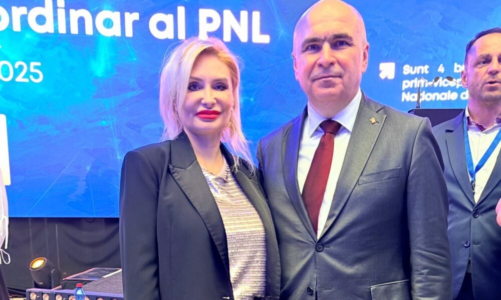 Avocata PNL reținută de DNA pentru șpagă, campioană la poze cu șefii din partid