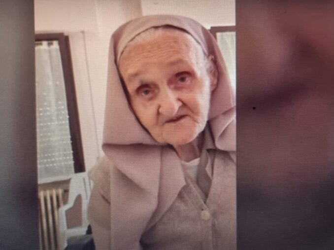 Măicuțele, spaima Internetului, fac milioane de vizualizări pe rețelele de socializare