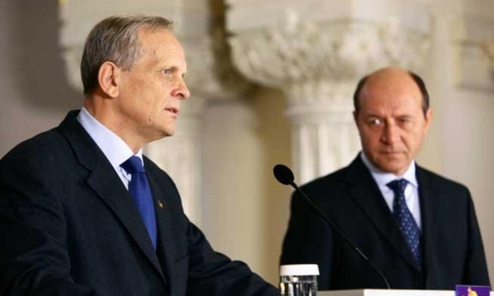 Ce pensie are „Dragă Stolo”, fostul prim-ministru cunoscut pentru naţionalizarea valutei și recapitalizarea băncilor