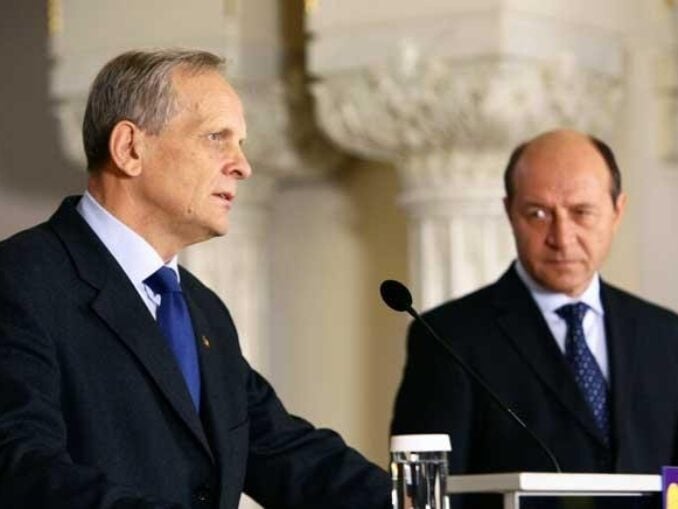 Ce pensie are „Dragă Stolo”, fostul prim-ministru cunoscut pentru naţionalizarea valutei și recapitalizarea băncilor