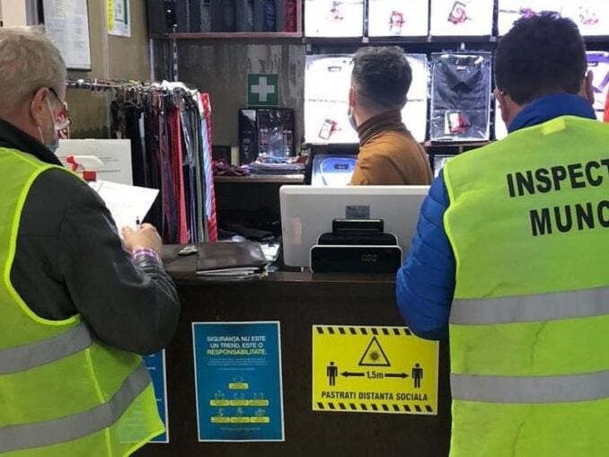 Sute de români prinși că muncesc la negru. Curg amenzile de la Inspecția Muncii