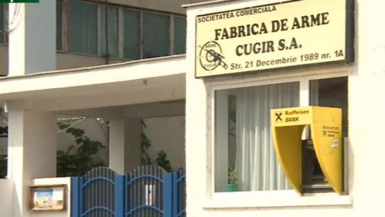 UPDATE Percheziții DNA la fabricile de arme din Cugir. Trei directori din industria de apărare, reținuți în dosar