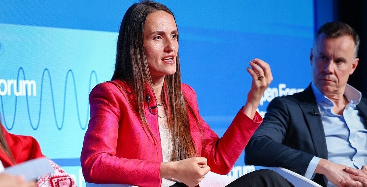 Țoiu: România e invitată la discuțiile despre umbrela nucleară propusă de Macron