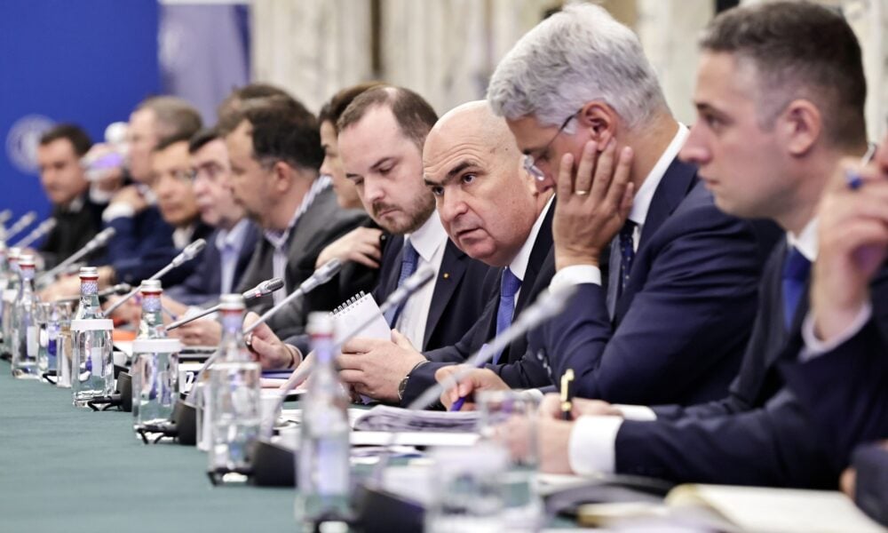 Un lider AUR cântă prohodul Guvernului Bolojan